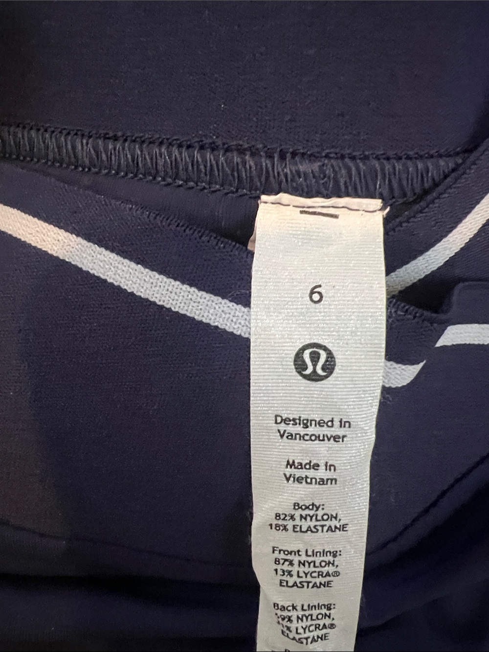 lululemon Navy Crop Top with Matching Tennis Skirt, Size 6 - Picture 5 of 12
